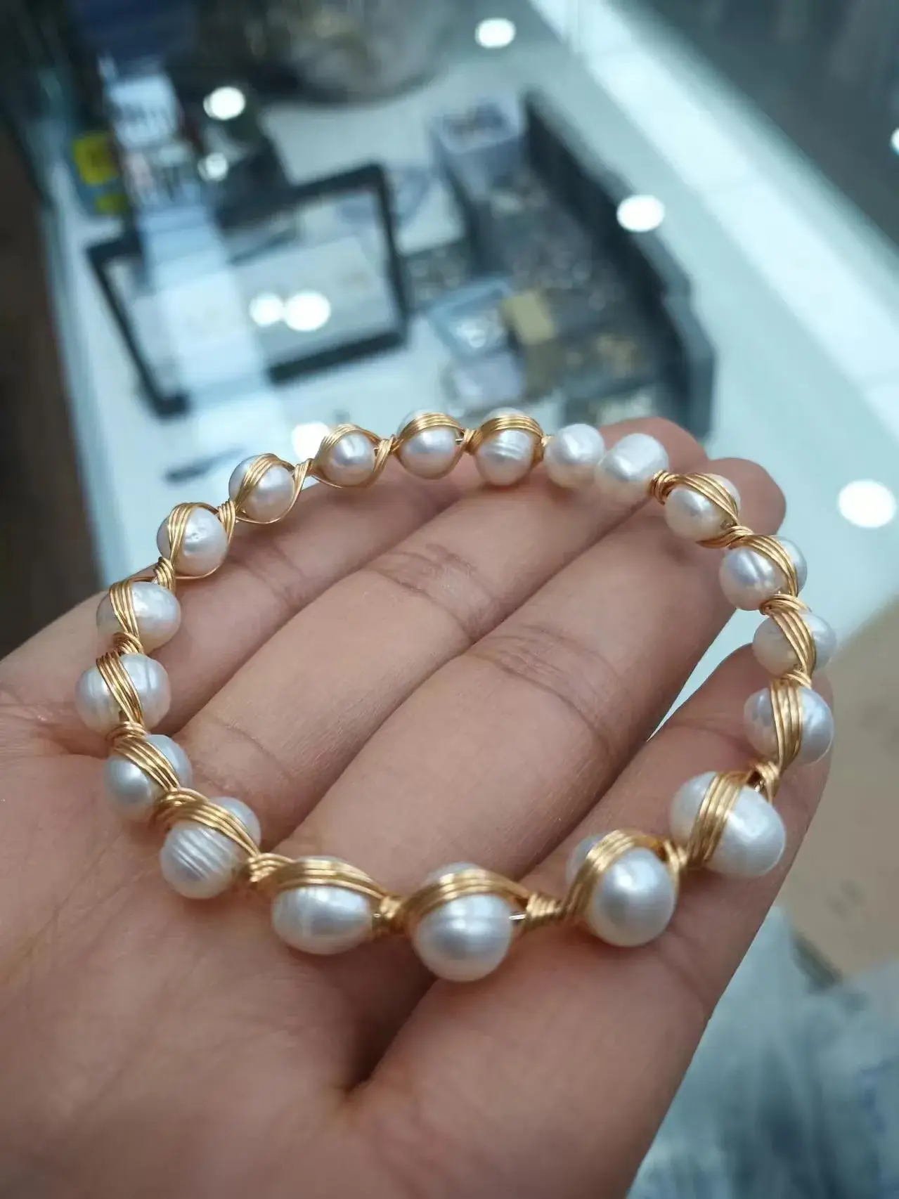 Freshwater Pearl Bracelet 6-7mm Gold-Filled - Image 3