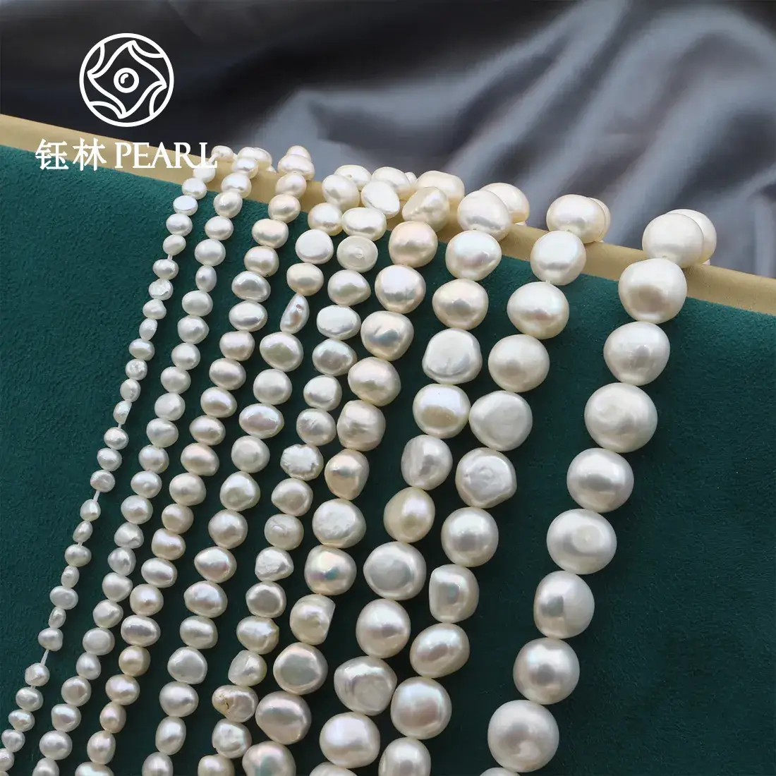 Natural Pearl Necklace with 3-14mm Thick Beads