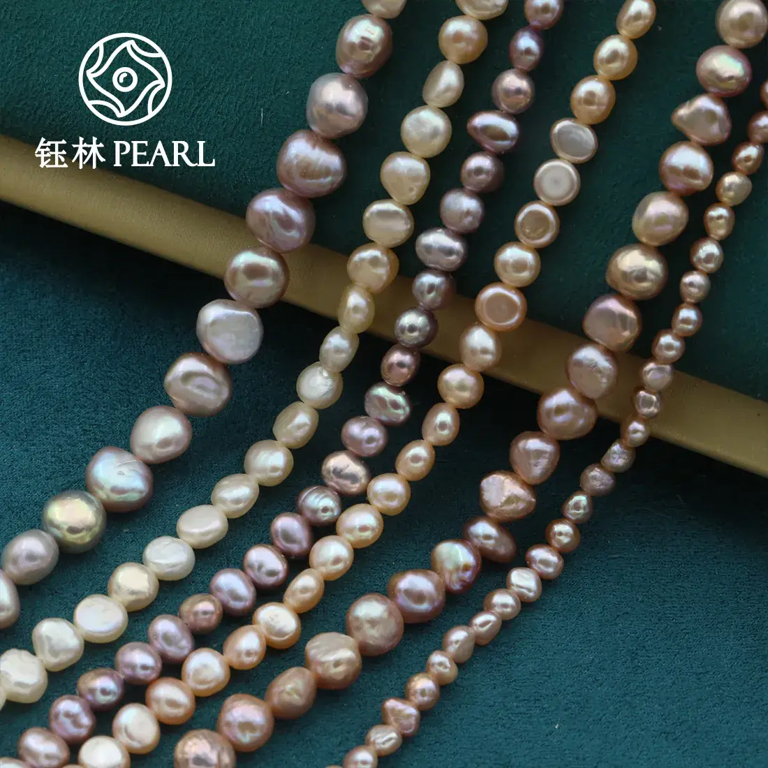 Natural Pearl Necklace with 3-14mm Thick Beads