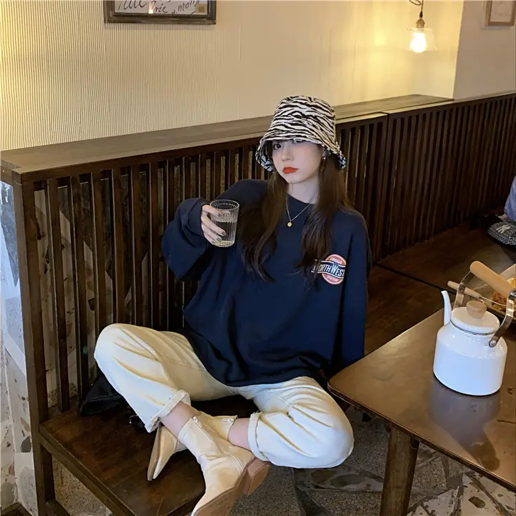 Women Long Sleeve Grey Sweatshirt with Logo 2025 — feature 24
