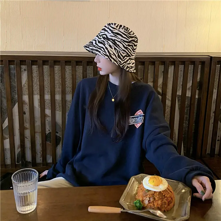 Women Long Sleeve Grey Sweatshirt with Logo 2025 — feature 28