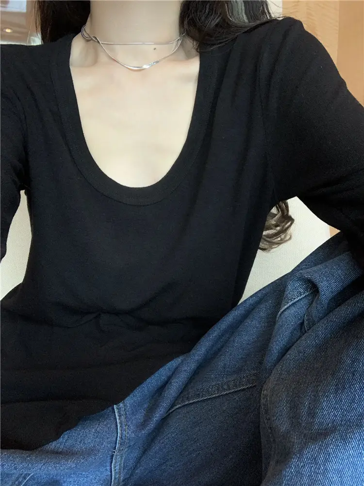 帮手描述图:不规则白色修身长袖T恤女2021春秋新款设计感紧