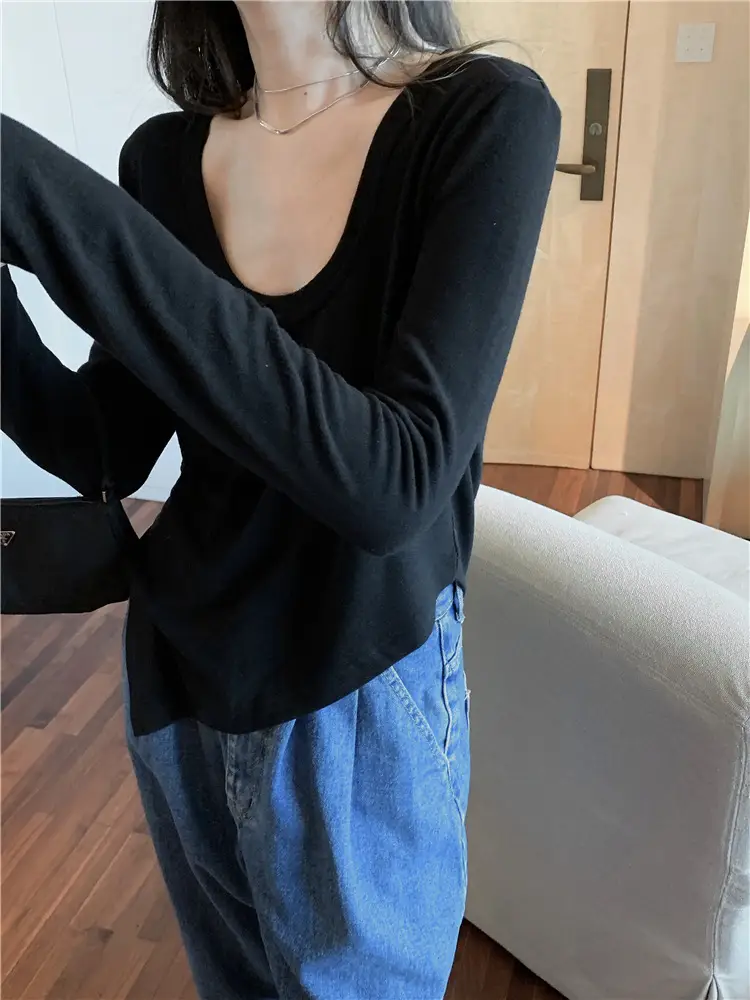 帮手描述图:不规则白色修身长袖T恤女2021春秋新款设计感紧