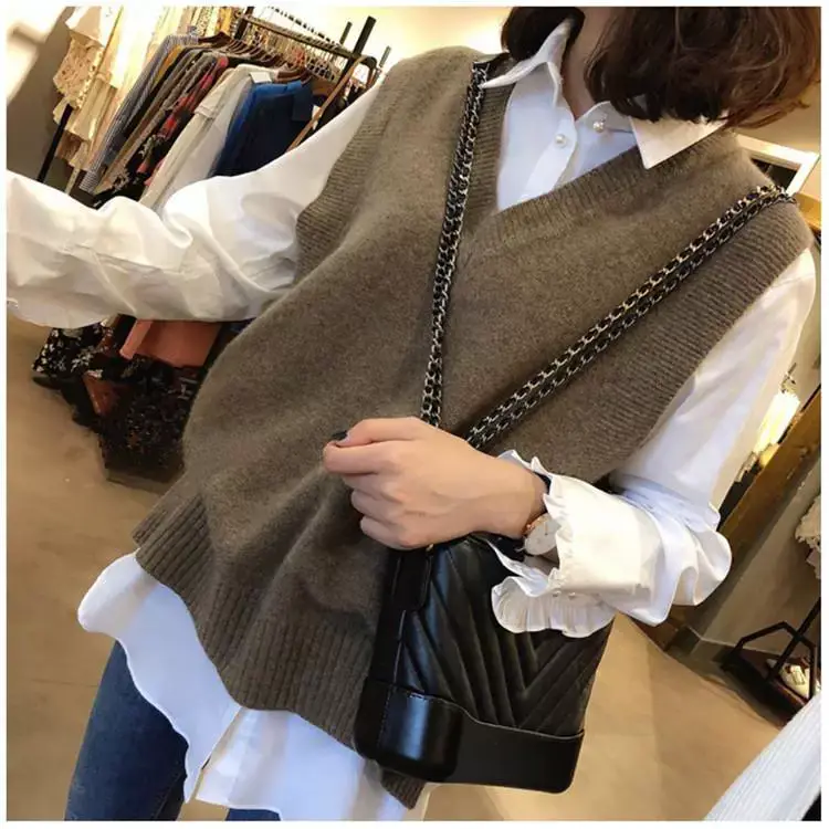 2023 Wool Vest for Women Black Chain Strap Sleeveless Sweater — feature 4