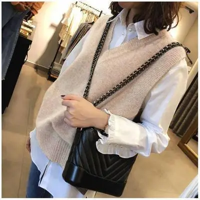 2023 Wool Vest for Women Black Chain Strap Sleeveless Sweater - Image 3