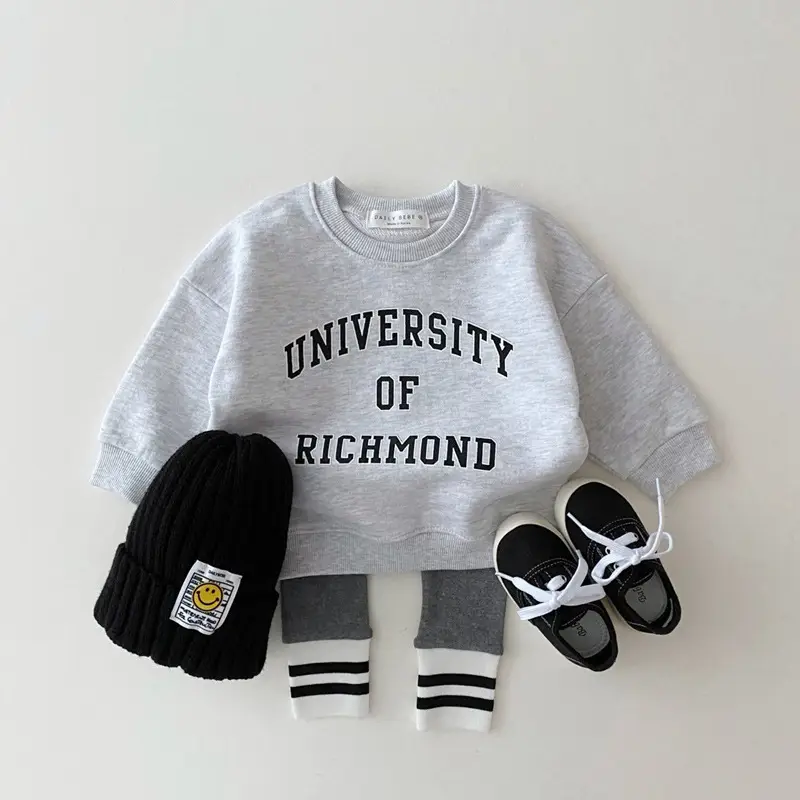 University of Richmond Grey Sweatshirt Set with Beanie & Slippers - Image 4