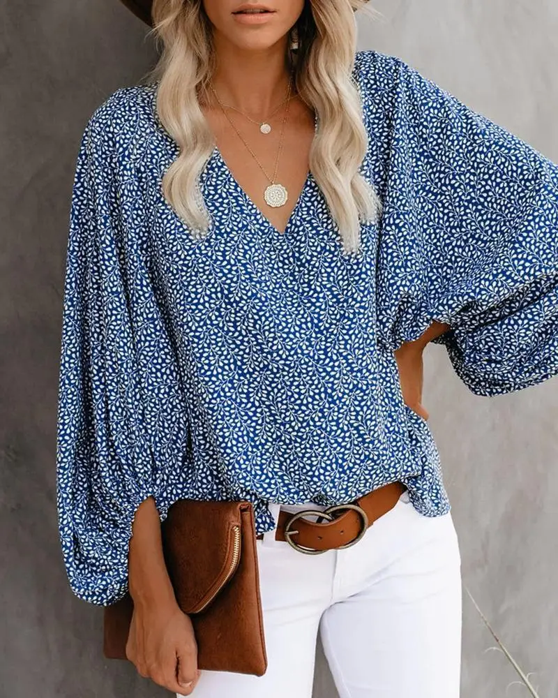 Women V-Neck Printed Lantern Sleeve Top White Blue - Image 4