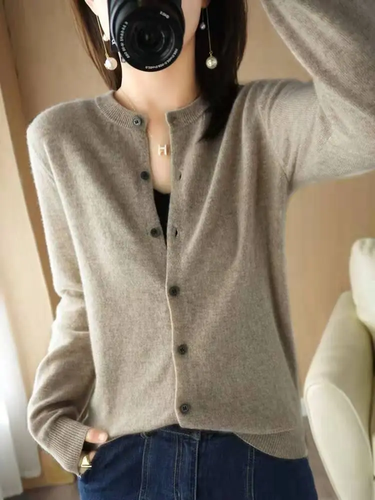 Women Red Knitted Round Neck Cardigan 2023