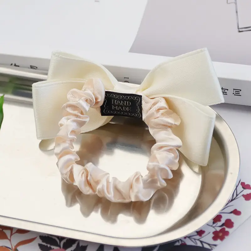 Elegant Ivory Bow Hair Band for Girls - Image 6
