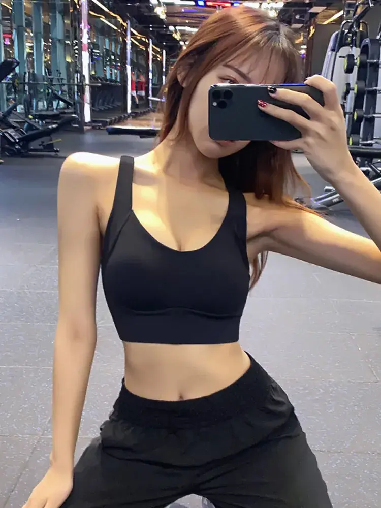 Women's Back Shaping Yoga Bra with Shock Absorbing Design