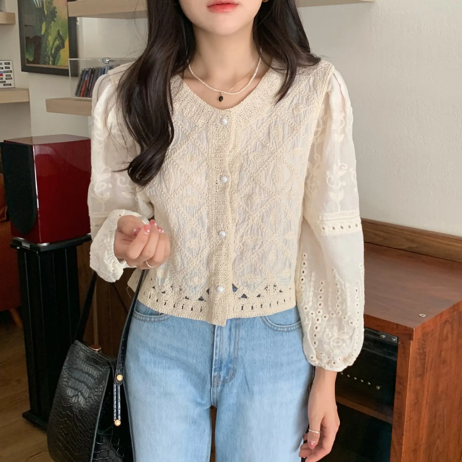 Women's Korean Style Cotton Linen Round Neck Shirt