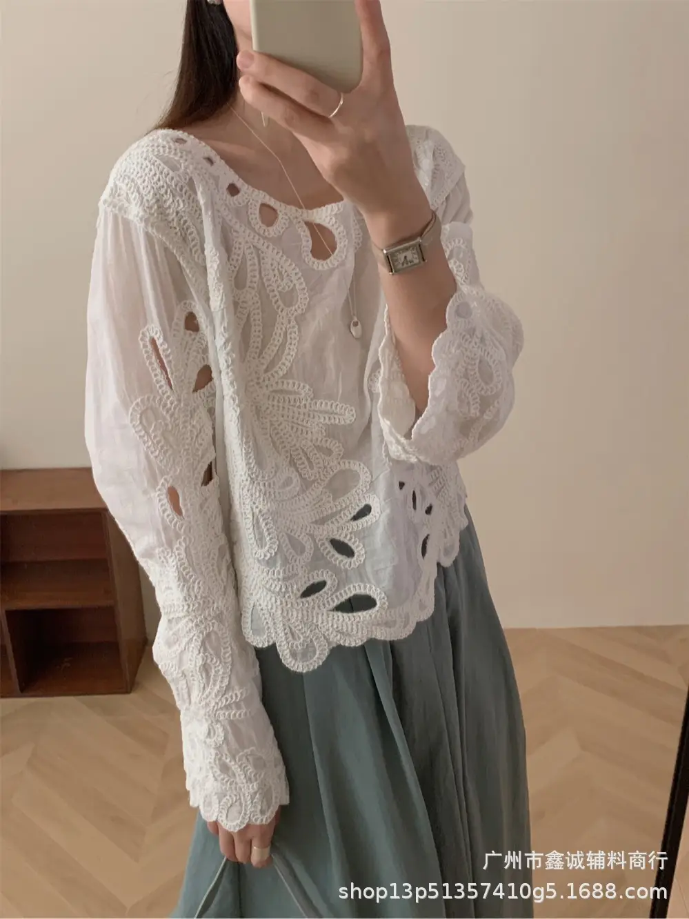 Women's Korean Style Cotton Linen Round Neck Shirt