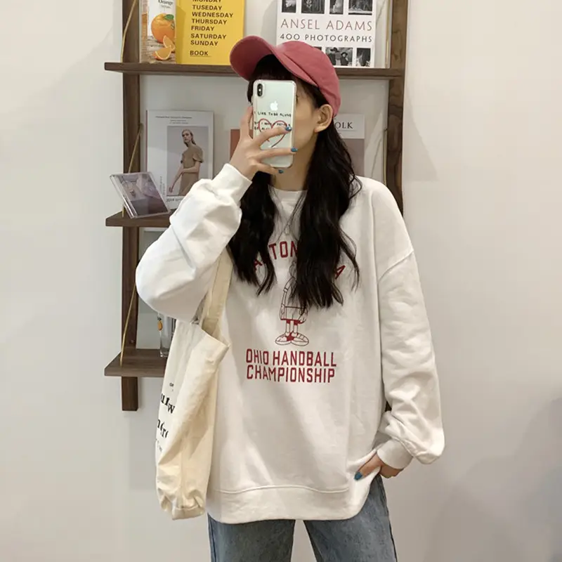 Women Long Sleeve Grey Sweatshirt with Graphic Print - Image 5