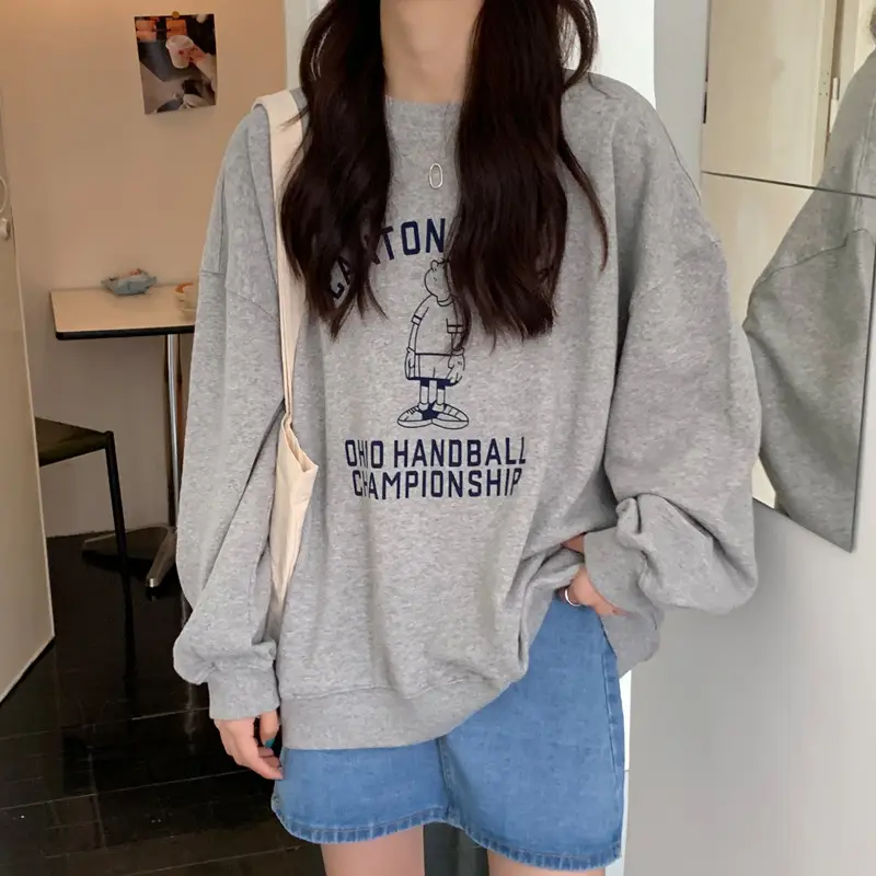 Women Long Sleeve Grey Sweatshirt with Graphic Print - Image 7