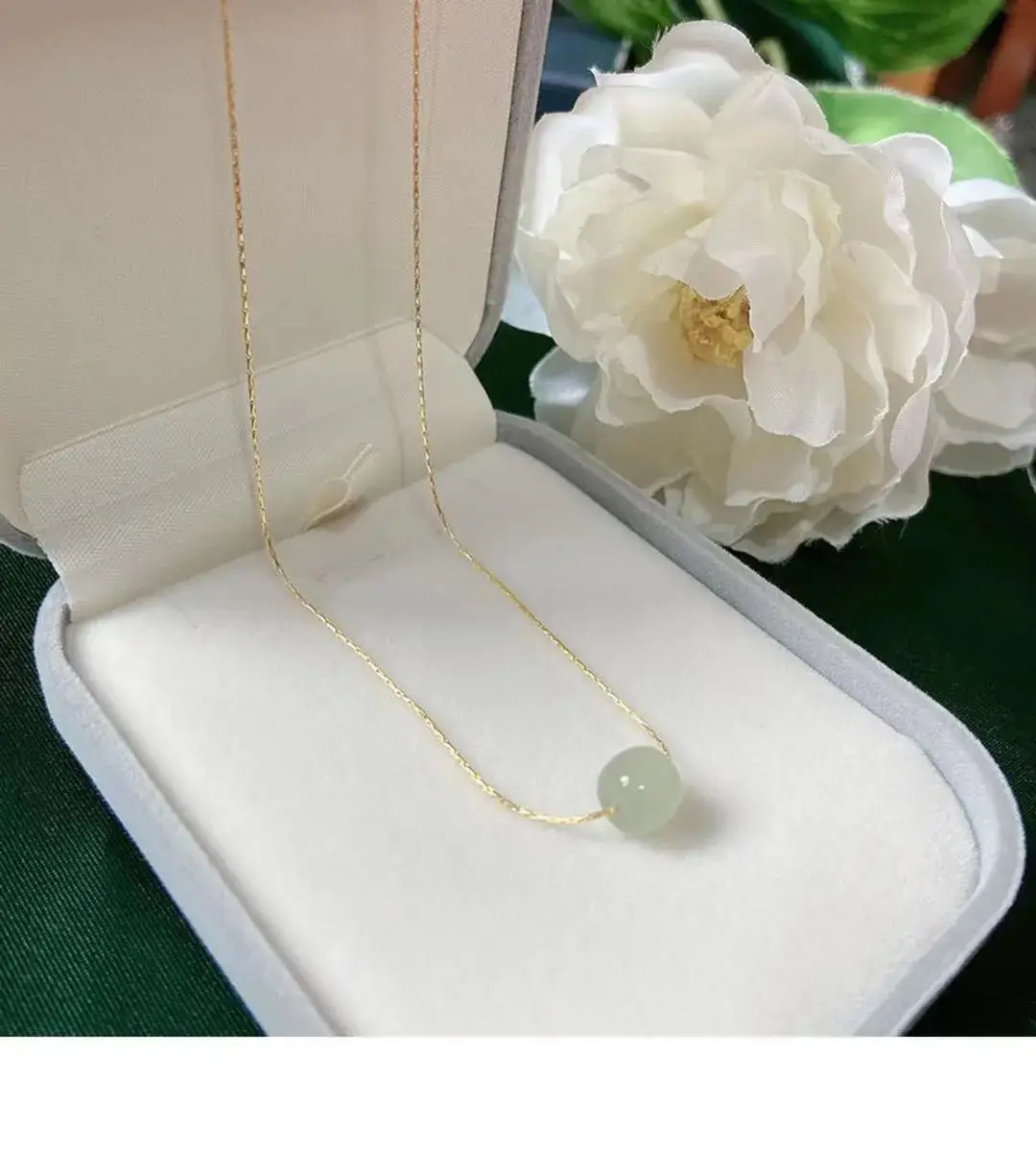 Guan Yu 18K Gold Hetian Jade Pendant Necklace — feature 15