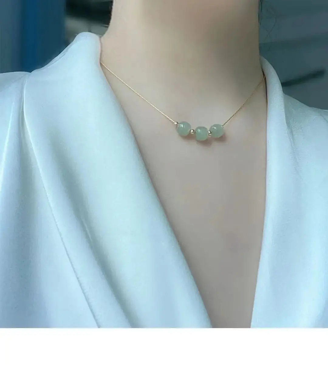 Guan Yu 18K Gold Hetian Jade Pendant Necklace — feature 9