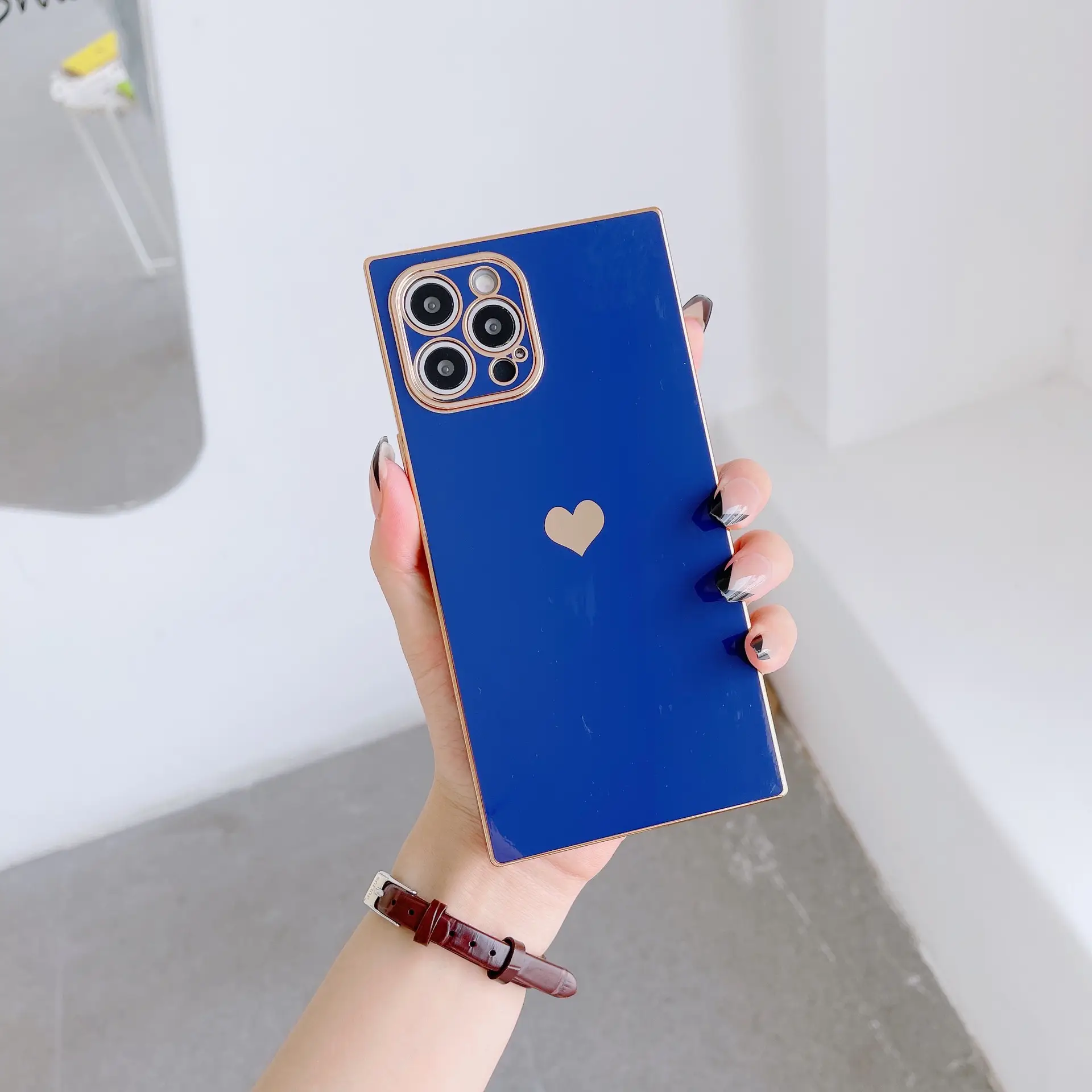 Yellow Apple 16Promax Phone Case with Love Design - Image 8