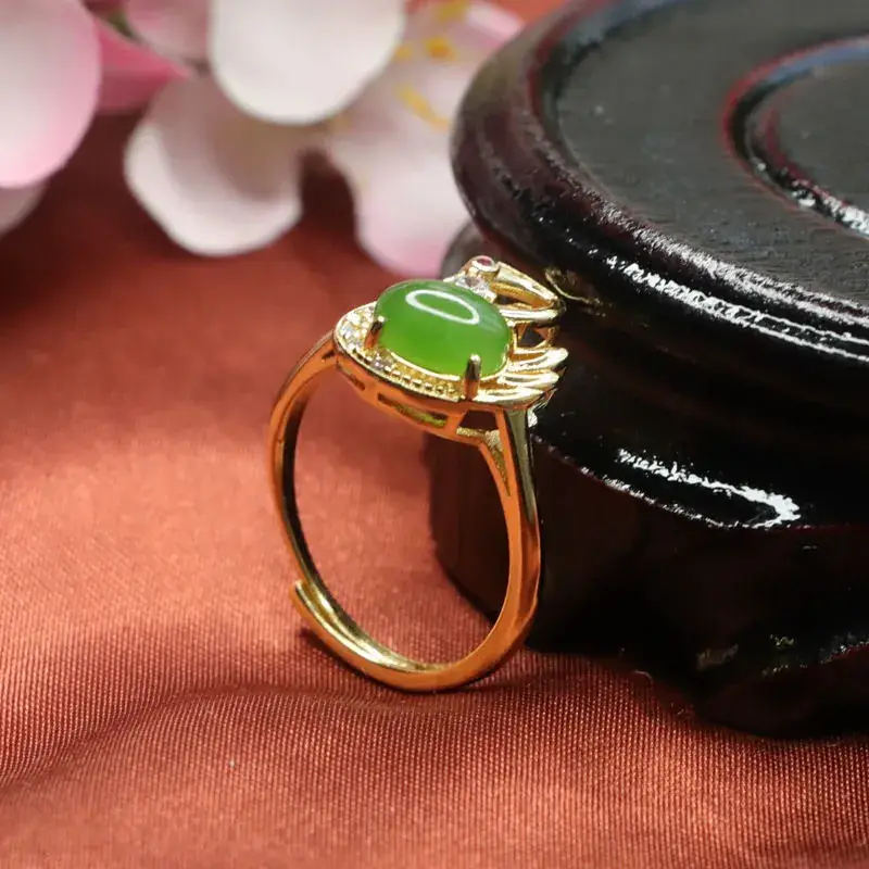 Guan Yu Jade Ring Swan Design Green Jade - Image 4