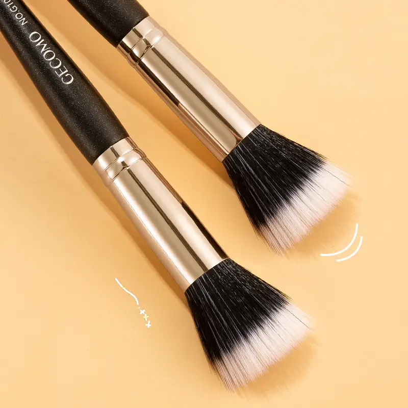 Gecomo Mushroom Blush Brush Non-Powder Absorbing Soft Bristles