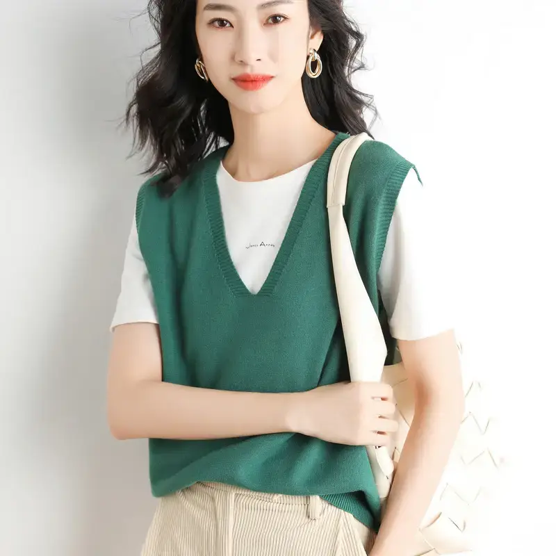 2025 Women Green V-Neck Knitted Vest Vest Sweater - Image 7