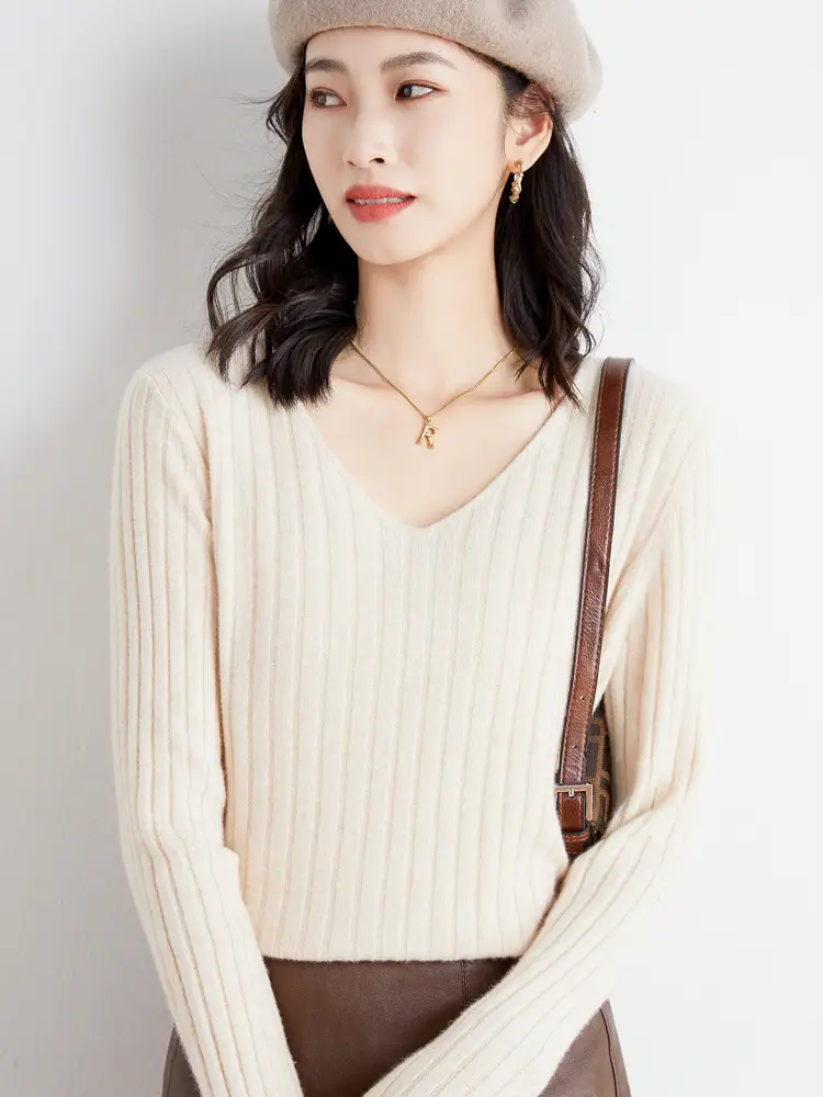 Women's Pink Knit Round Neck Sweater Pit Slim Fit - Image 11