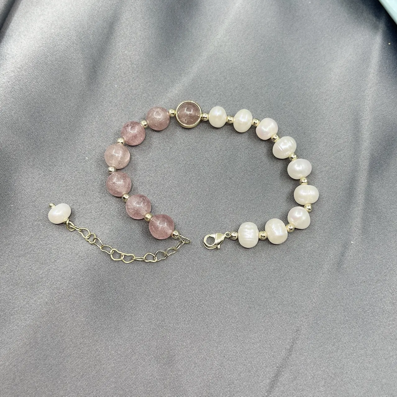 Peach Blossom Pearl Bracelet for Women — feature 8