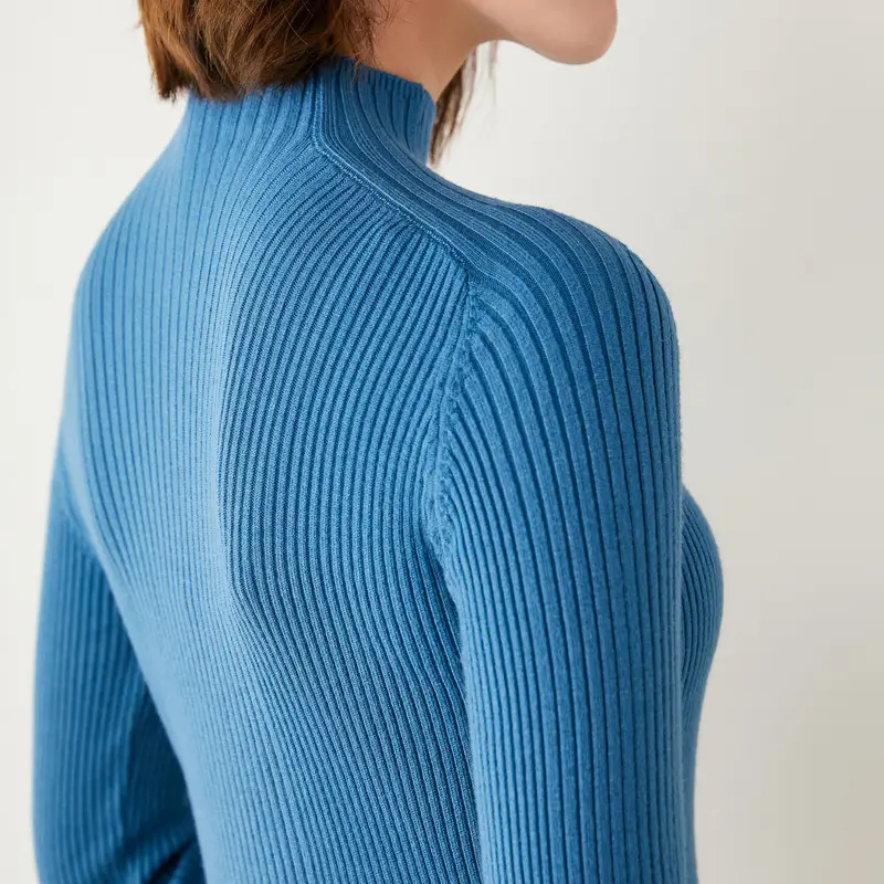 Black Knitted Half-High Collar Long Sleeve Pullover