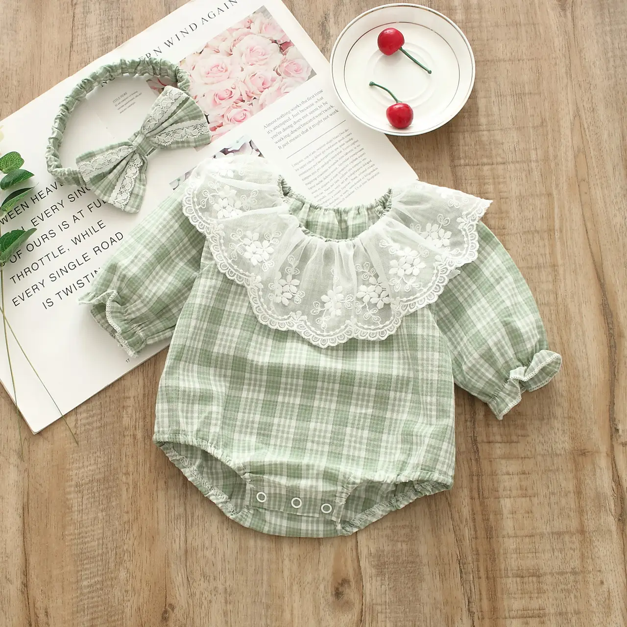 Newborn Baby Romper Plaid Lace Triangle Set