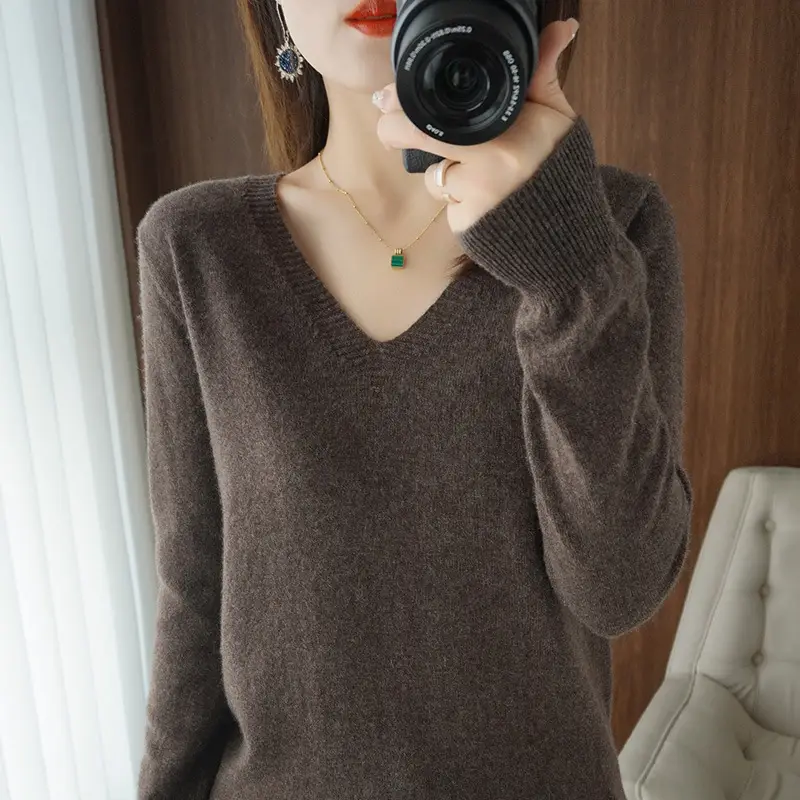 Women Knitted V-Neck Pullover Sweater Cream - Image 13