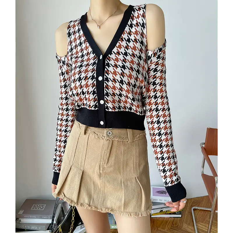 New Women's Houndstooth Knitted Shoulder Cardigan - Image 4