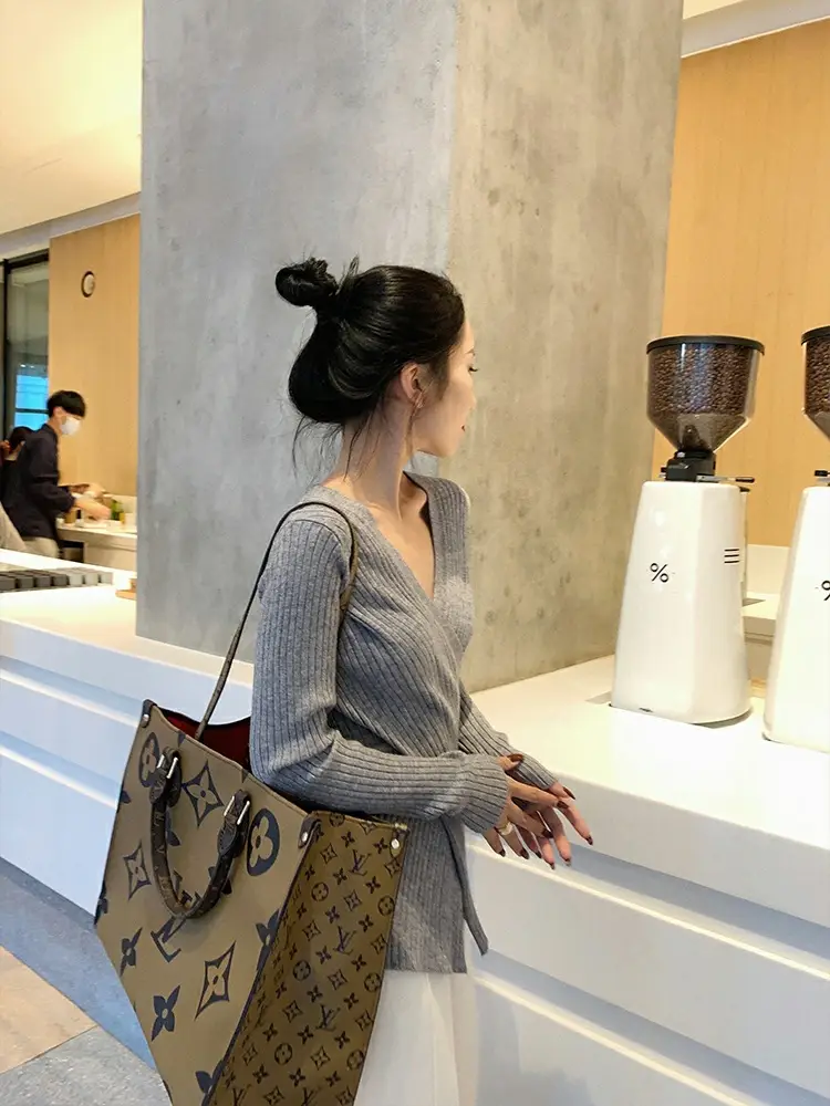 Women Knitted V Neck Top with Long Sleeves Winter Wear — feature 46