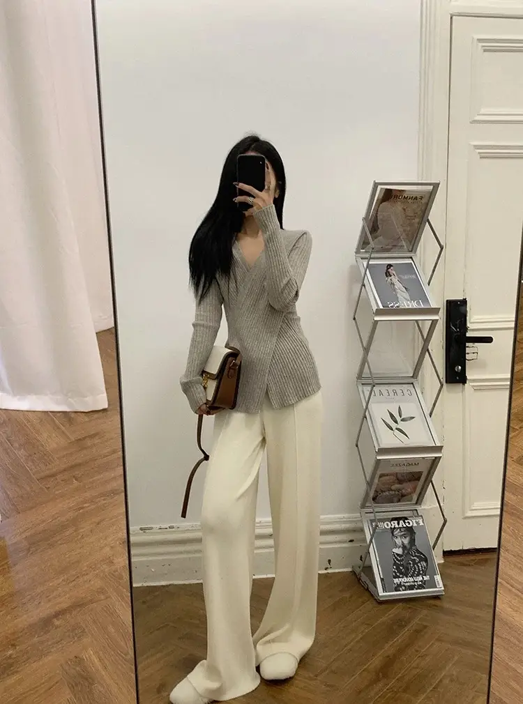 Women Knitted V Neck Top with Long Sleeves Winter Wear — feature 49
