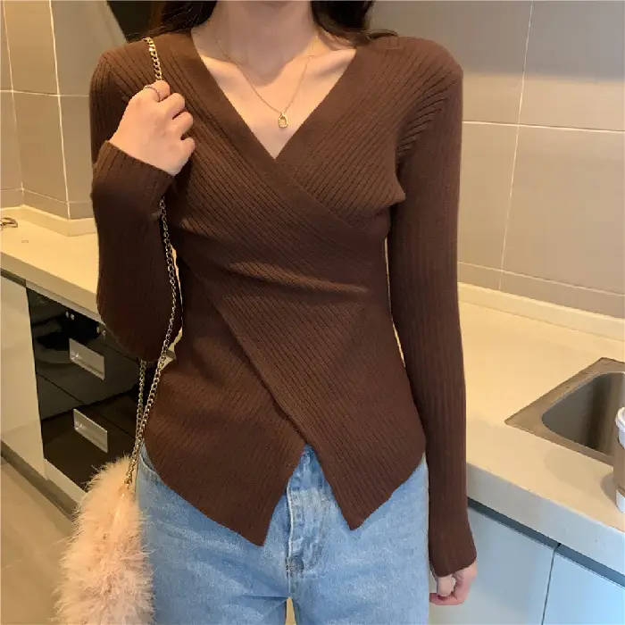 Women Knitted V Neck Top with Long Sleeves Winter Wear