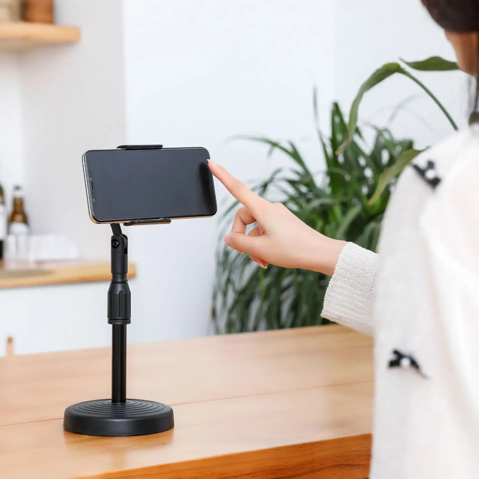 Mobile Phone Stand for Live Broadcast & Shooting