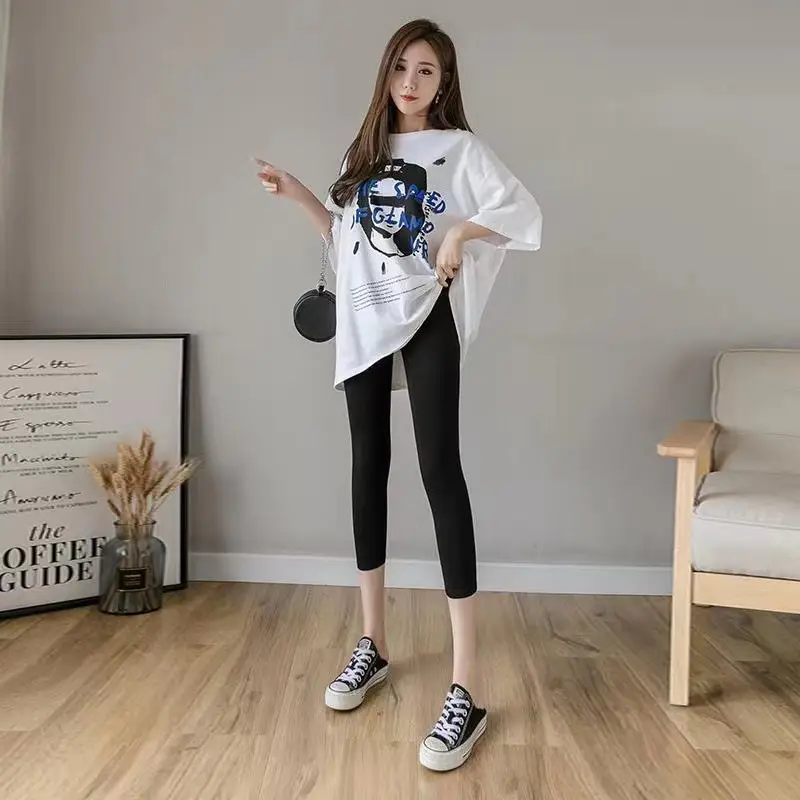 Women's Black Graphic Leggings 175g Modal - Image 6