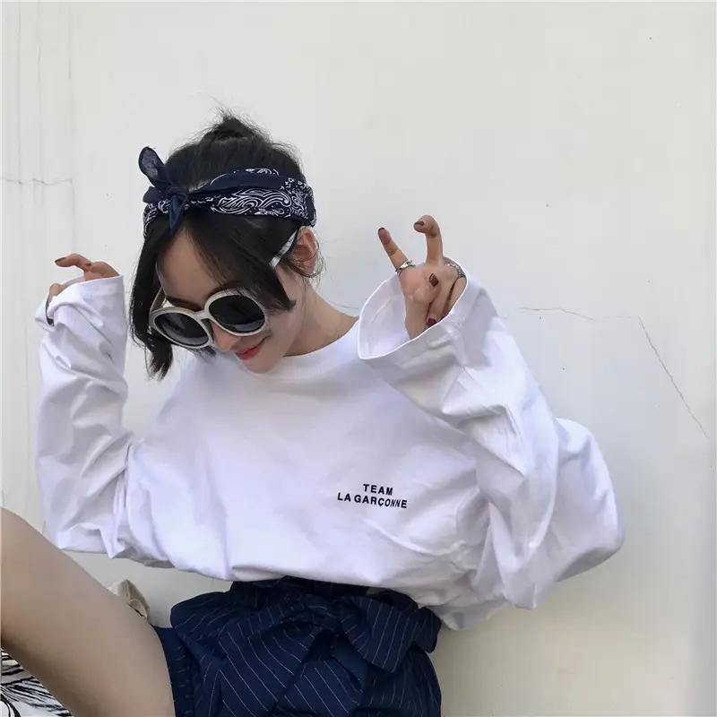 Women Long Sleeve T-Shirt White Blue Striped Shorts Set - Image 5
