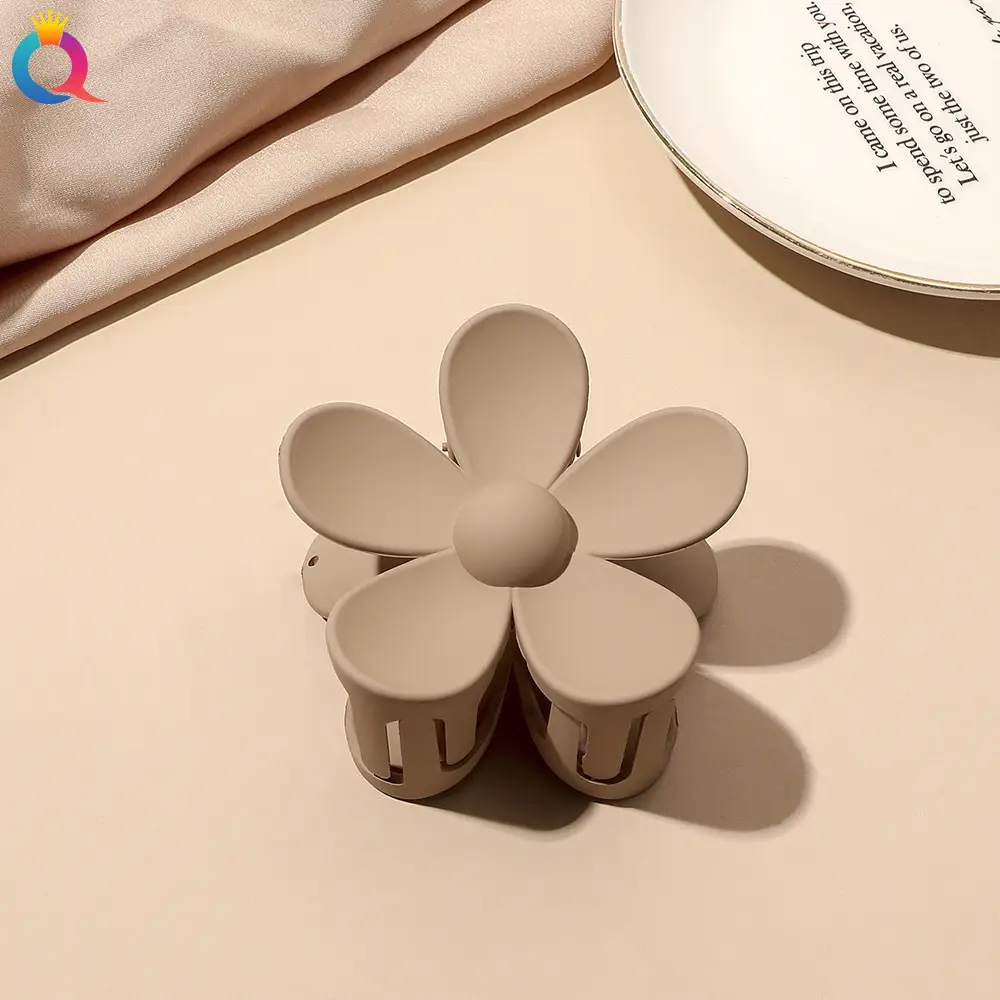Frosted large flower hairpin-milk coffee