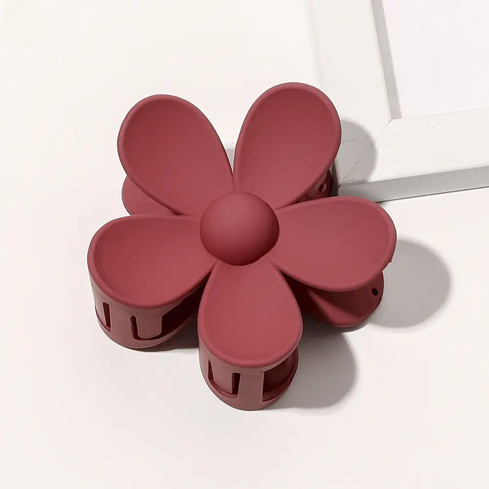 Clear Flower Hairpin for Bathroom Use - Image 6