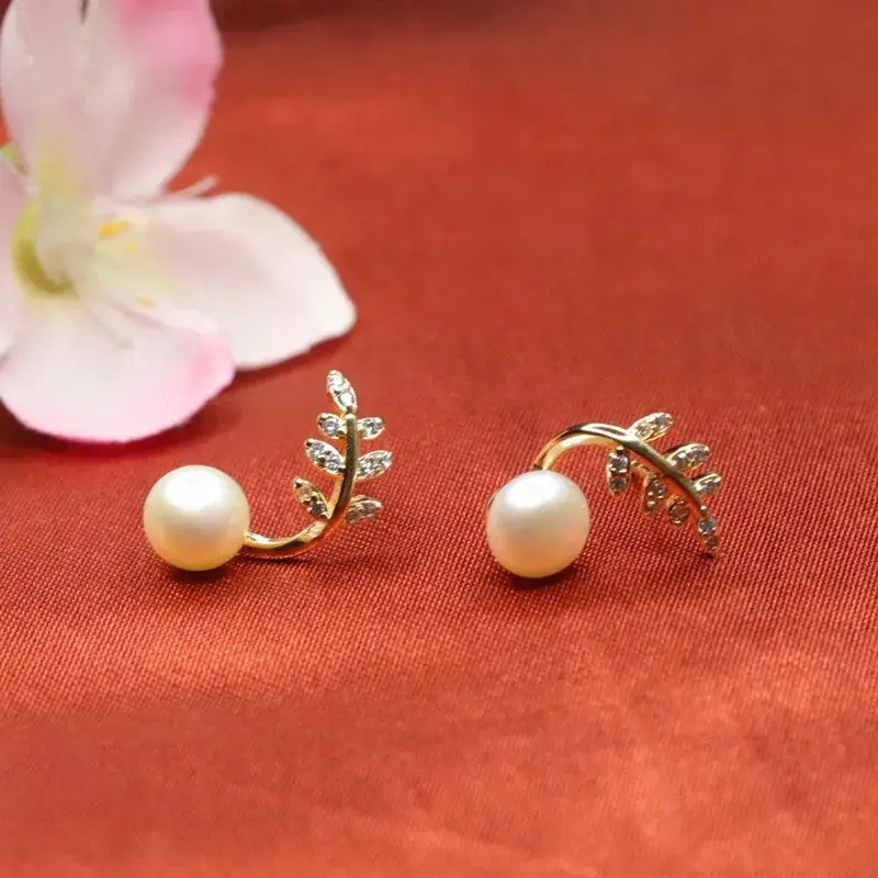 Guan Yu Earrings Freshwater Pearl Vine Leaf Design — feature 8
