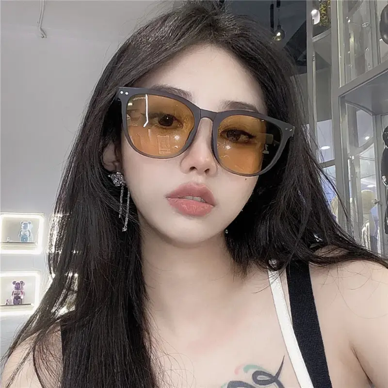 2021 New Folding Sunglasses Same Style Outdoor Travel Portable