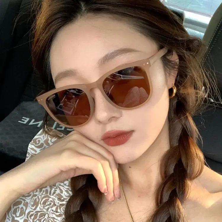 2021 New Folding Sunglasses Same Style Outdoor Travel Portable
