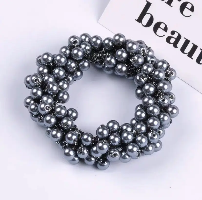 Pearl Pearl Braided Hair Band with Heart Charm - Image 4
