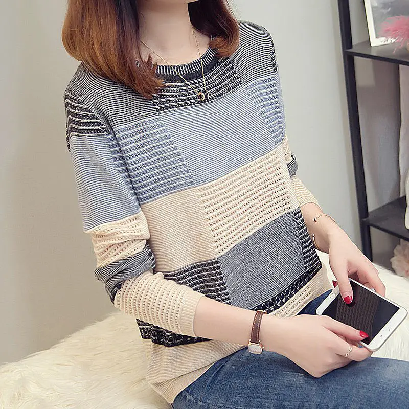 2023 Women's Korean Color-block Knitted Sweater - Image 4
