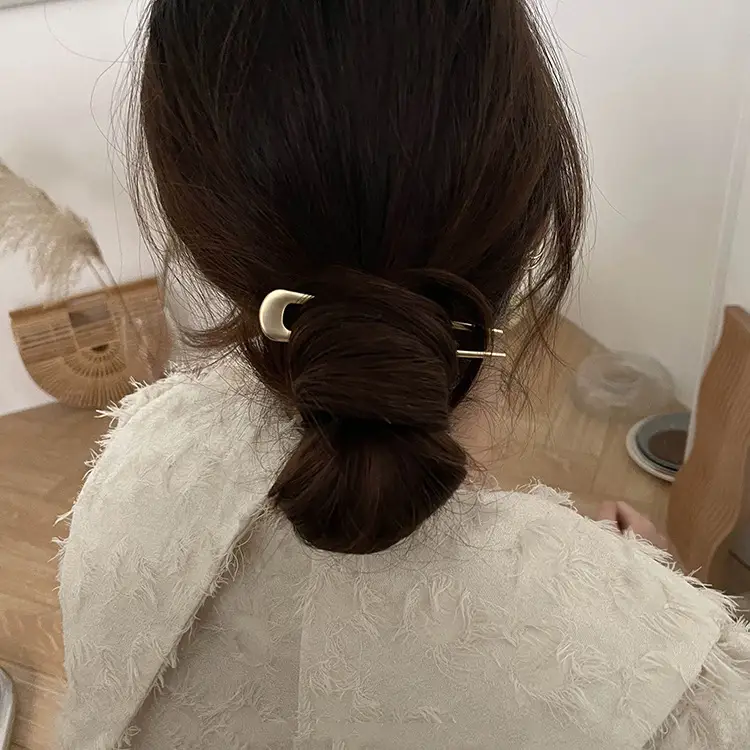 Chinese Style Cold Hairpin U-Shaped Hair Comb - Image 4