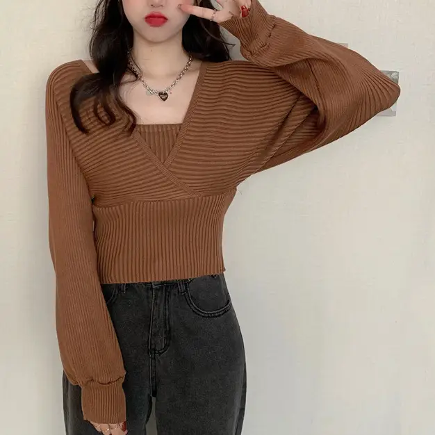 Red Knitted V-Neck Long Sleeve Women's Top — feature 10