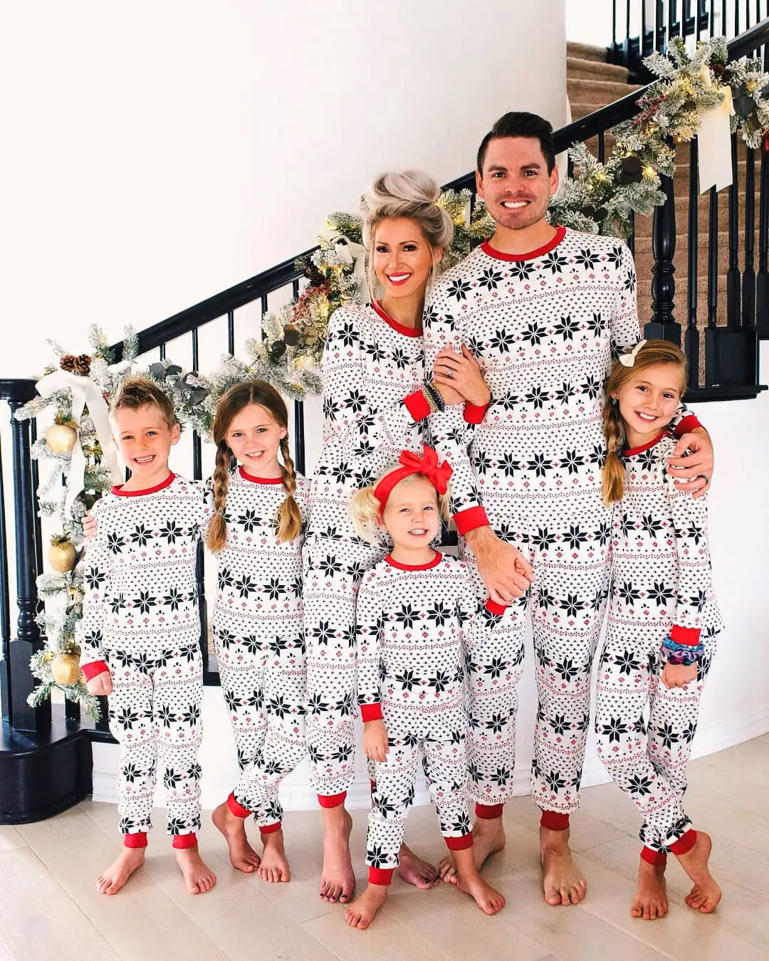2022 Cross-border Christmas Pajamas for Kids & Adults Black White Patterned Set - Image 3