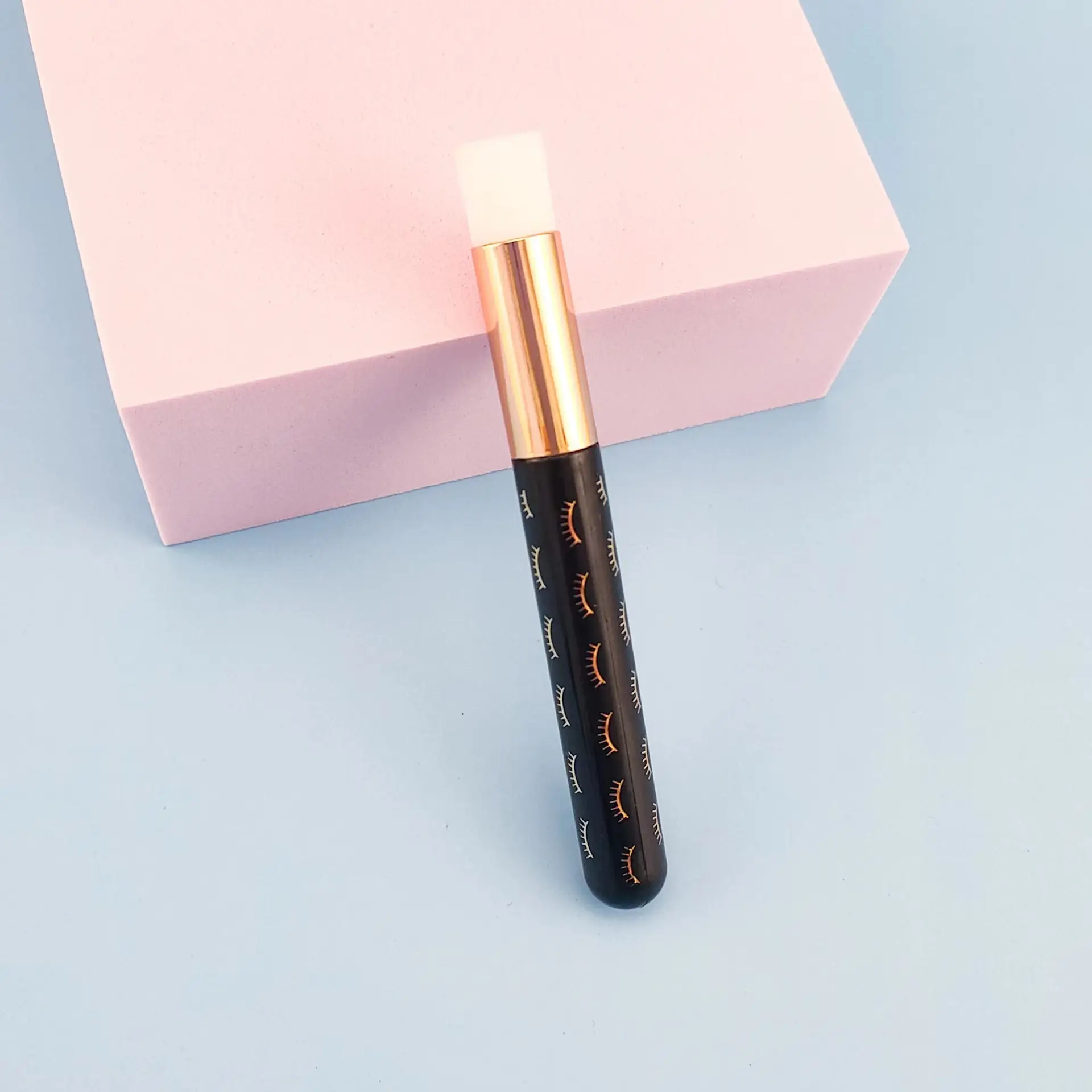 Pink Nose Side Brush for Blackhead Cleansing - Image 16
