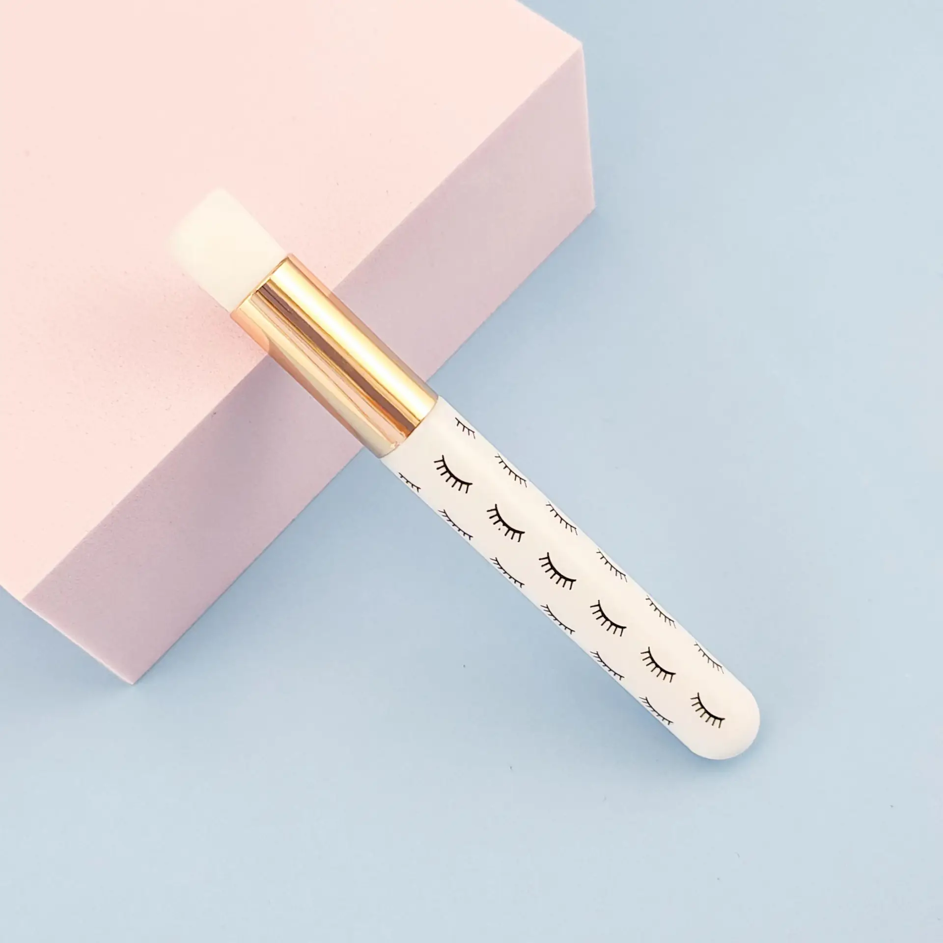 Pink Nose Side Brush for Blackhead Cleansing - Image 17