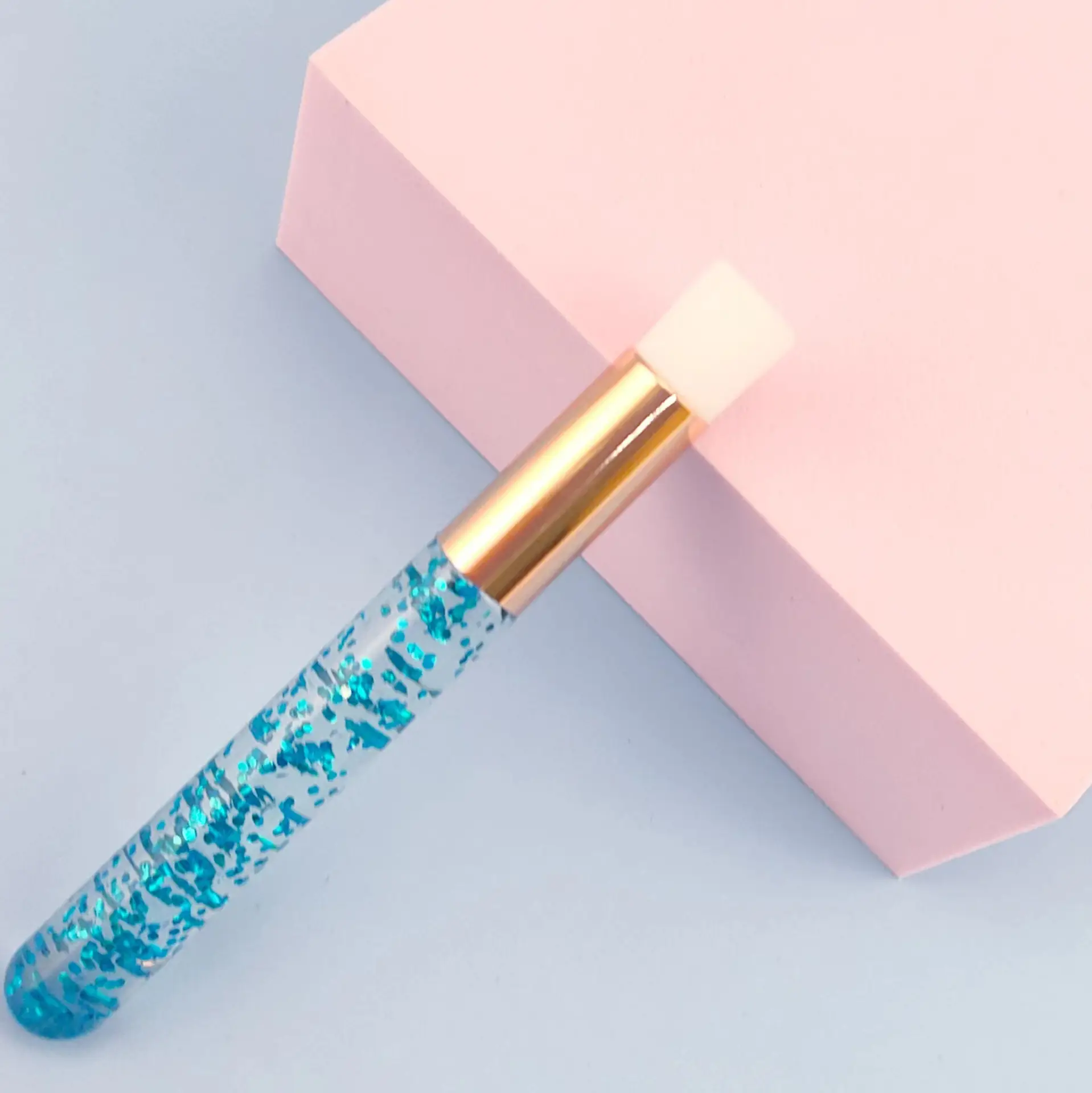 Pink Nose Side Brush for Blackhead Cleansing - Image 3