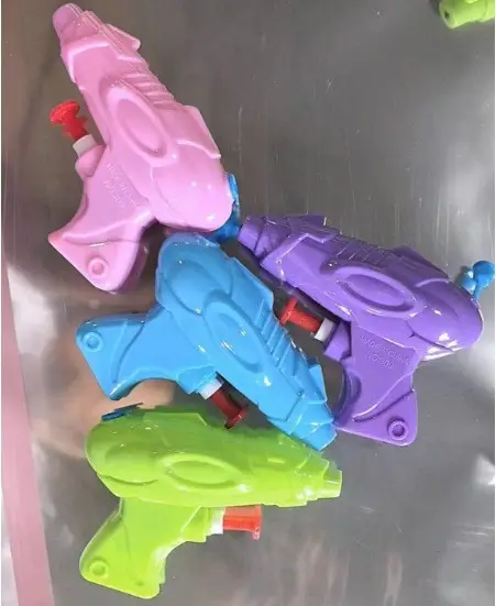 Summer Water-playing transparent small water gun beach swimming props small gifts children stall toys wholesale - Image 3